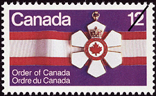 Timbre de 1977 - Ordre du Canada - Timbre du Canada